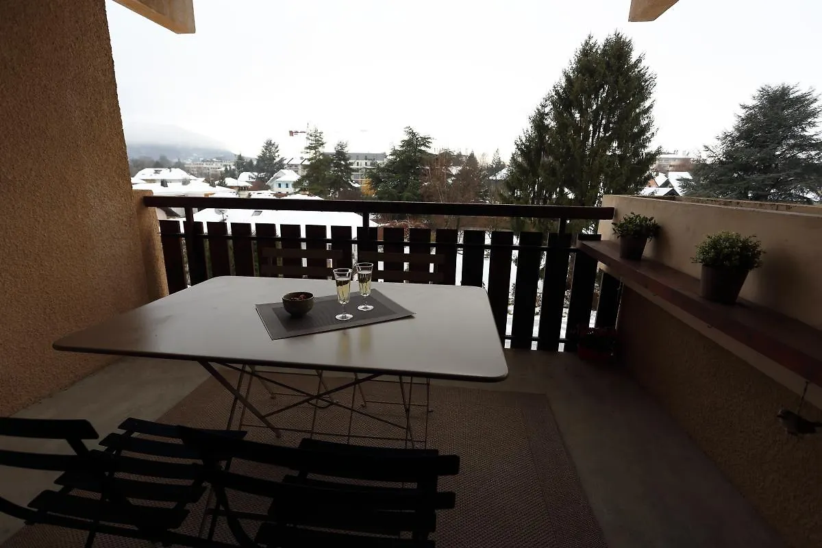 L'Ecureuil Du Lac Apartment Annecy 0*,